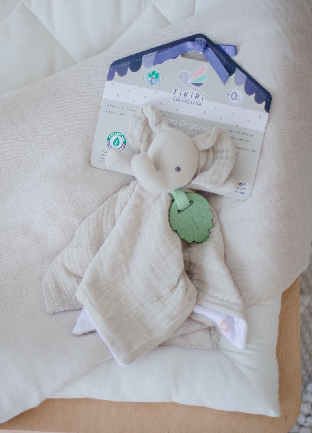Tikiri Zoo Organic Comforter with Rubber Teether