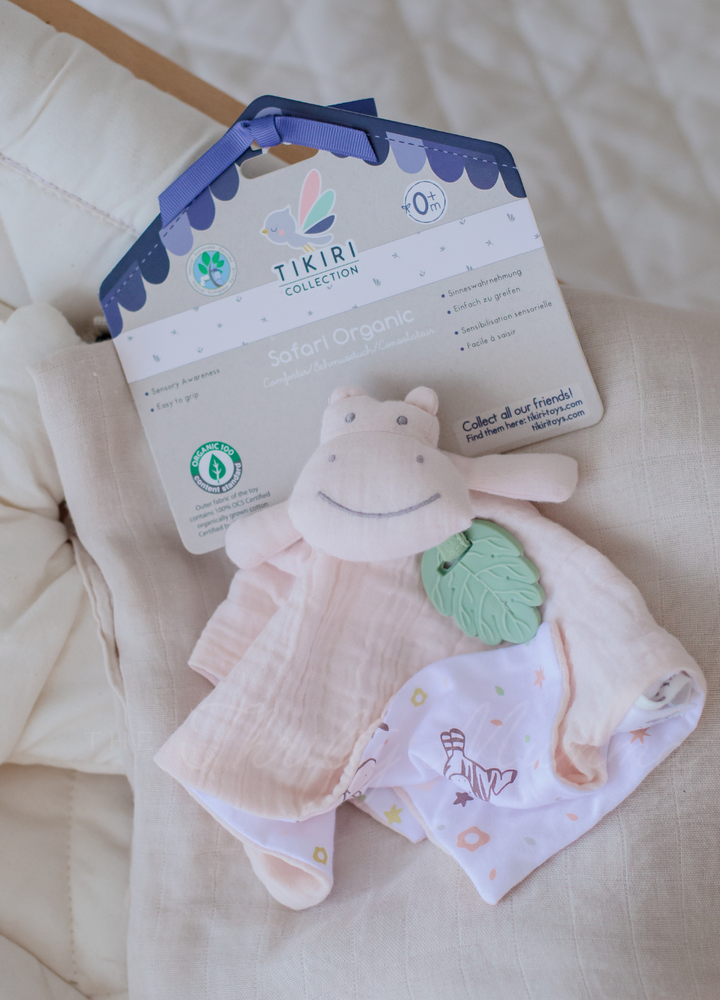 Tikiri Zoo Organic Comforter with Rubber Teether