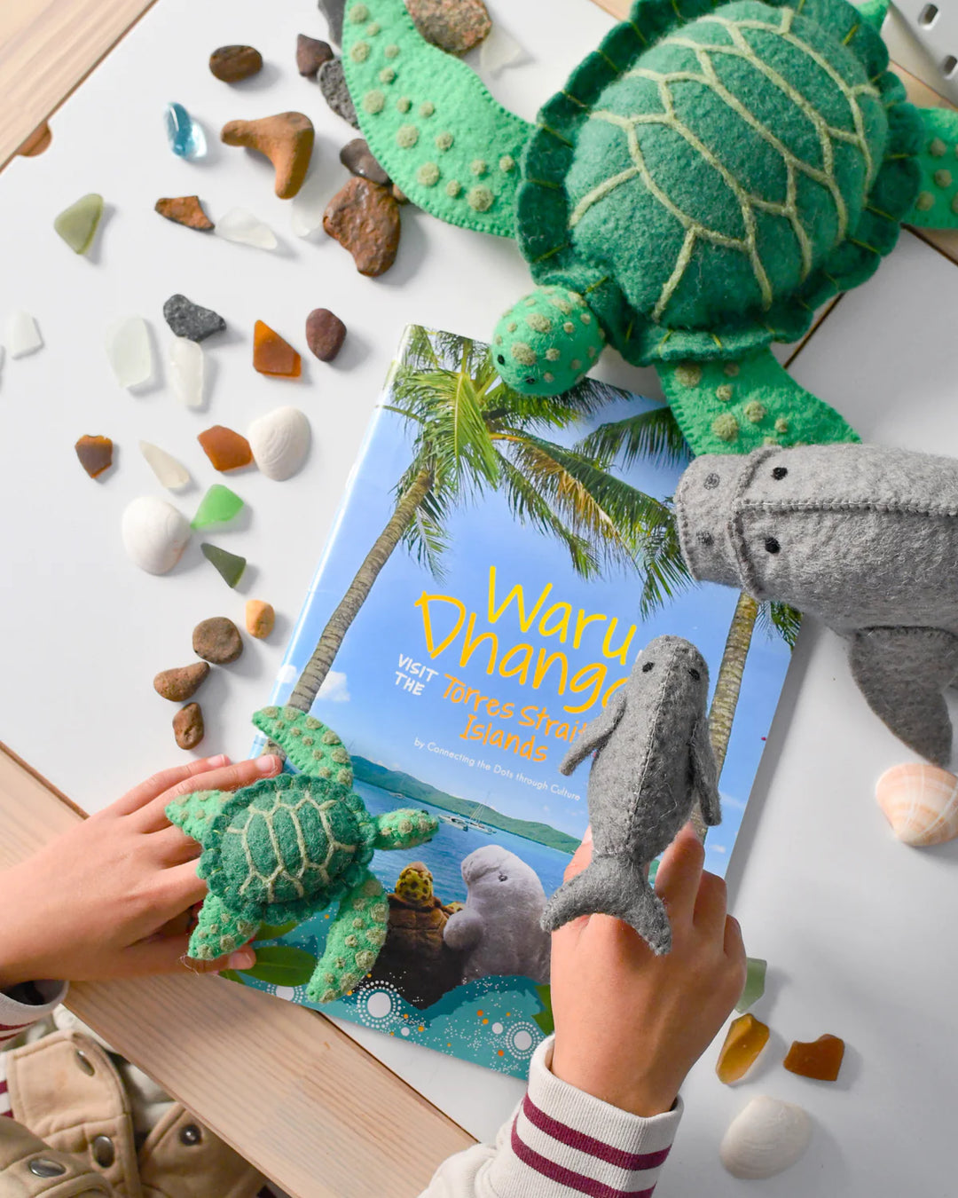 Waru and Dhangal - Sea Turtle & Dugong Felt Finger Puppets Set