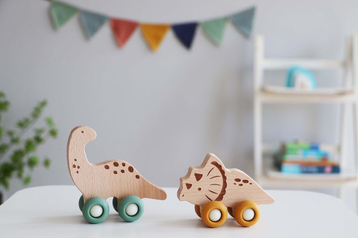 Wooden Ecowheels Dinosaur Movers Set - Triceratops and Diplodocus