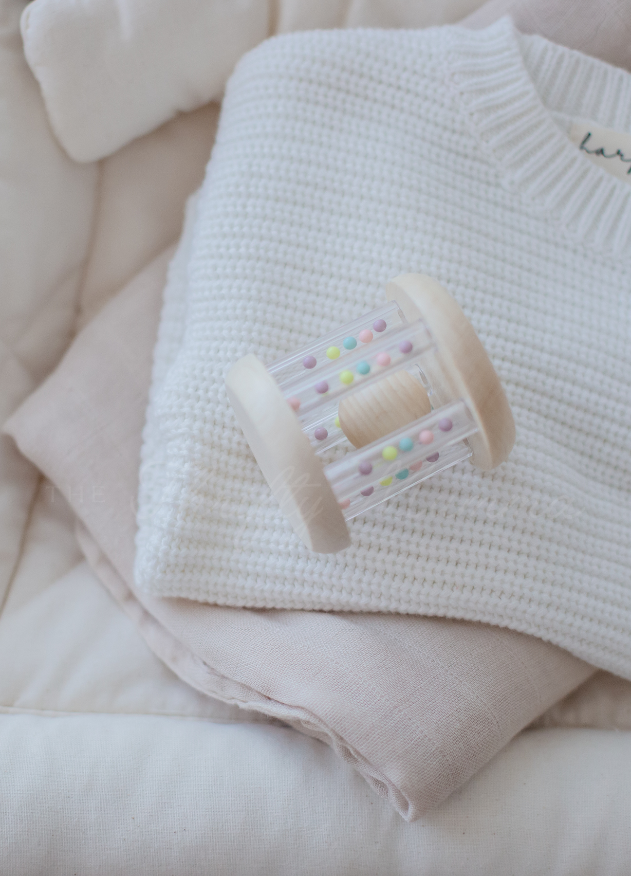Wooden Shaker Rattle With Rainbow Beads – The Thrifty Mumma