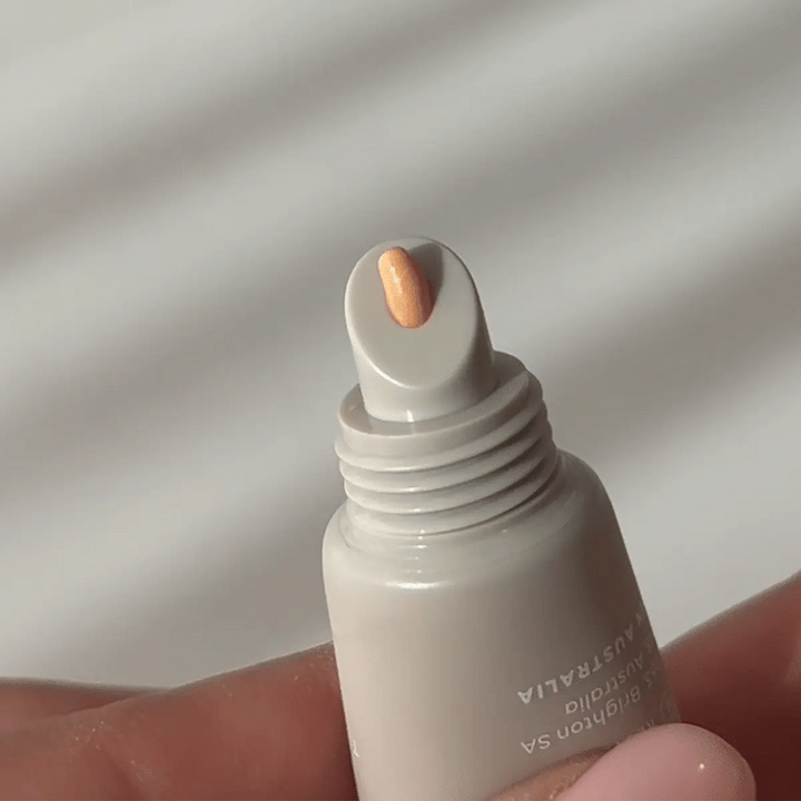 al.ive body Tinted Lip Butter - Nude Coconut
