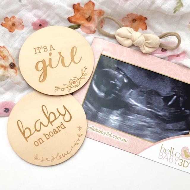 Assorted Timber Baby Milestone Announcement Plaques