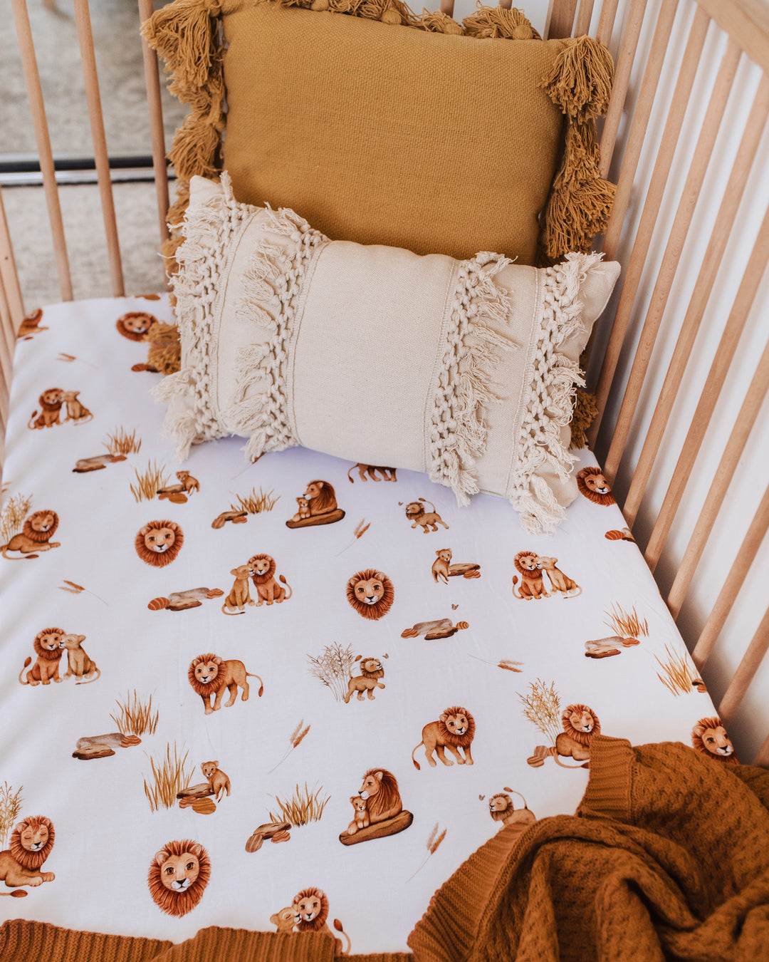Snuggle Hunny Fitted Jersey Cotton Cot Sheet - Lion