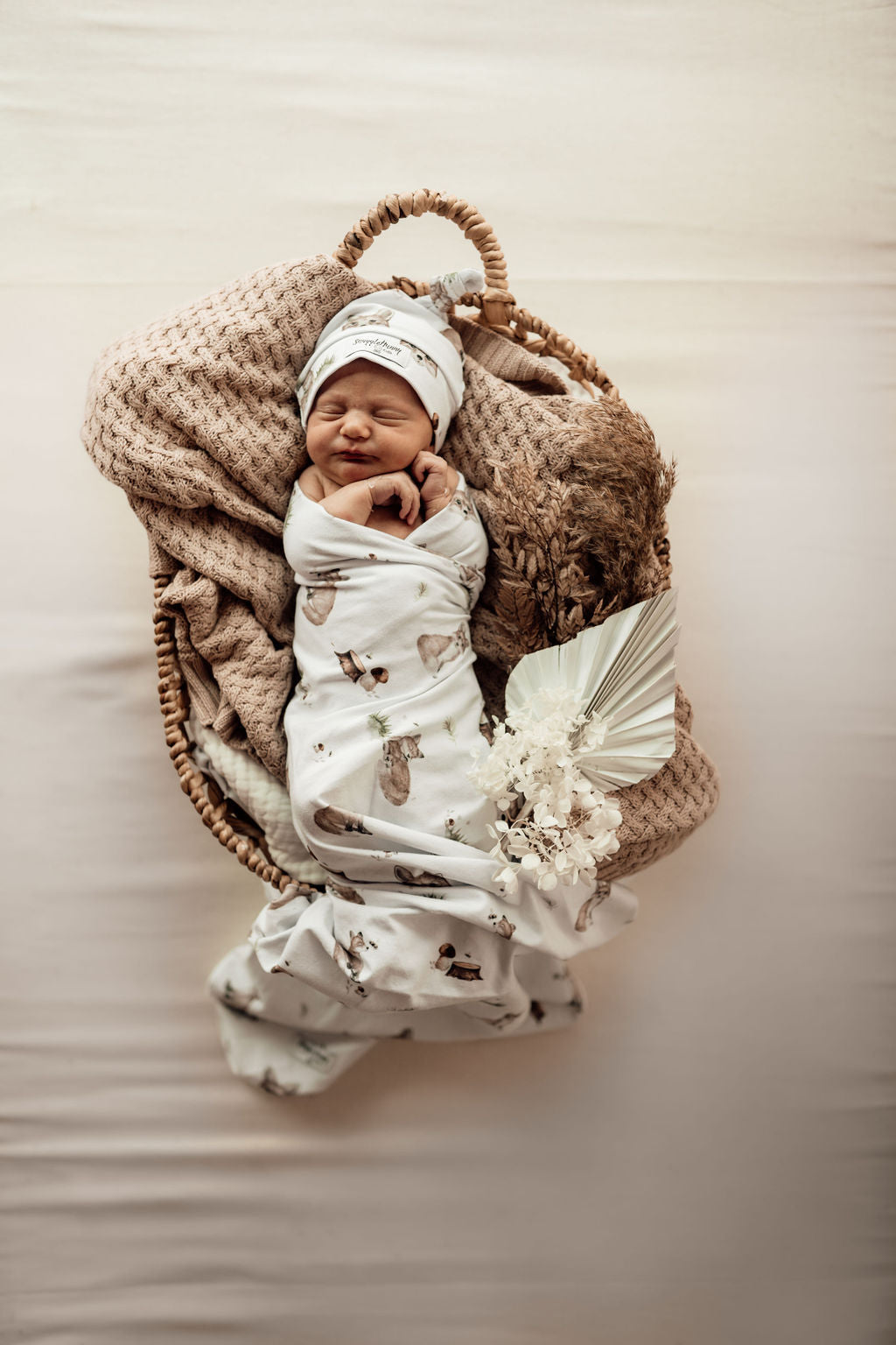 Snuggle Hunny Diamond Knit Baby Blanket - Hazelnut