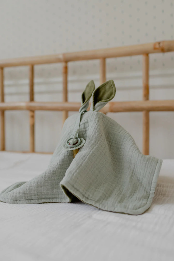 BIBS Kangaroo Cuddle Cloth Comforter & Dummy Holder - Sage
